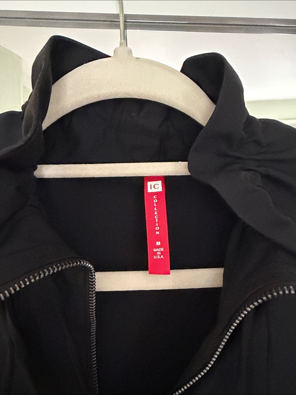 IC COLLECTION Black Zip-Front Tunic with Hood
